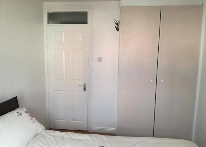 Saint Paul's Апартаменты